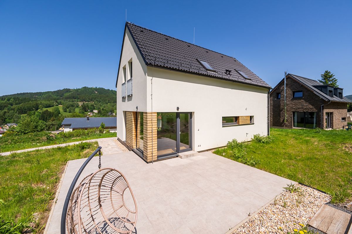 Prodej rodinného domu 119 m², pozemek 1459 m²